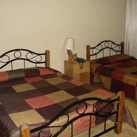 סאן סלבדור Hotel Alamo Internacional מראה חיצוני תמונה
