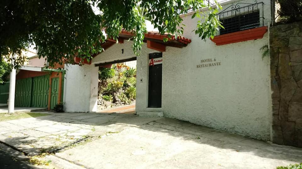 סאן סלבדור Hotel Alamo Internacional מראה חיצוני תמונה